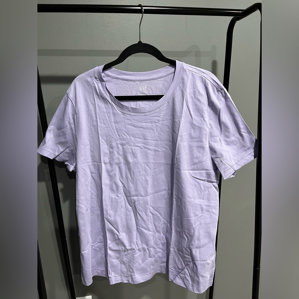 Women’s Gap XL tall lilac t- shirt